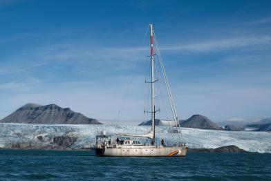 SY Witness at Nordenskioldbreen Glacier in Svalbard